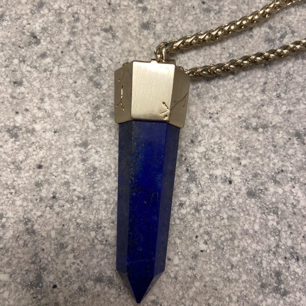 Kendra Scott blue necklace